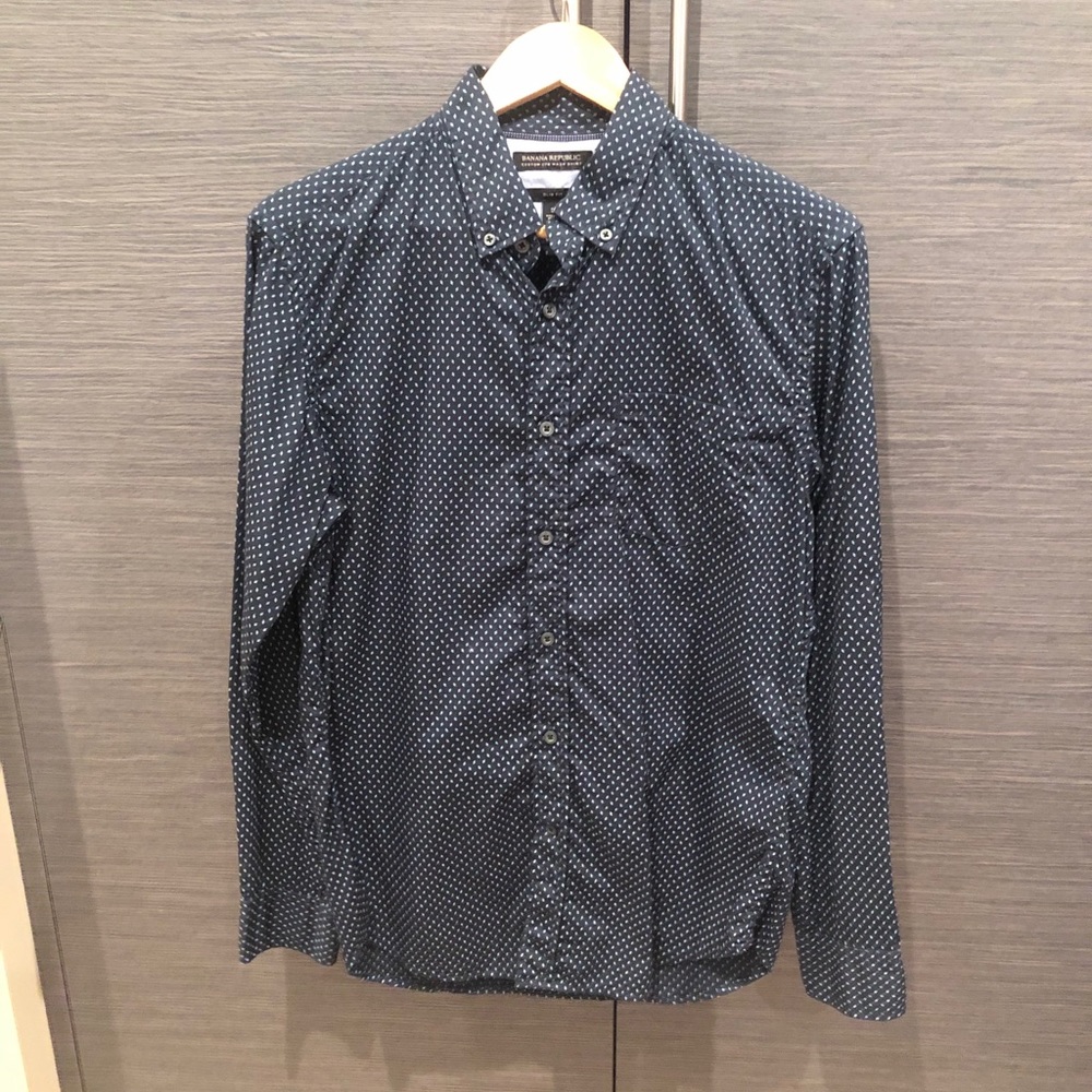 BANANA REPUBLIC SLIM FIT BUTTON UP